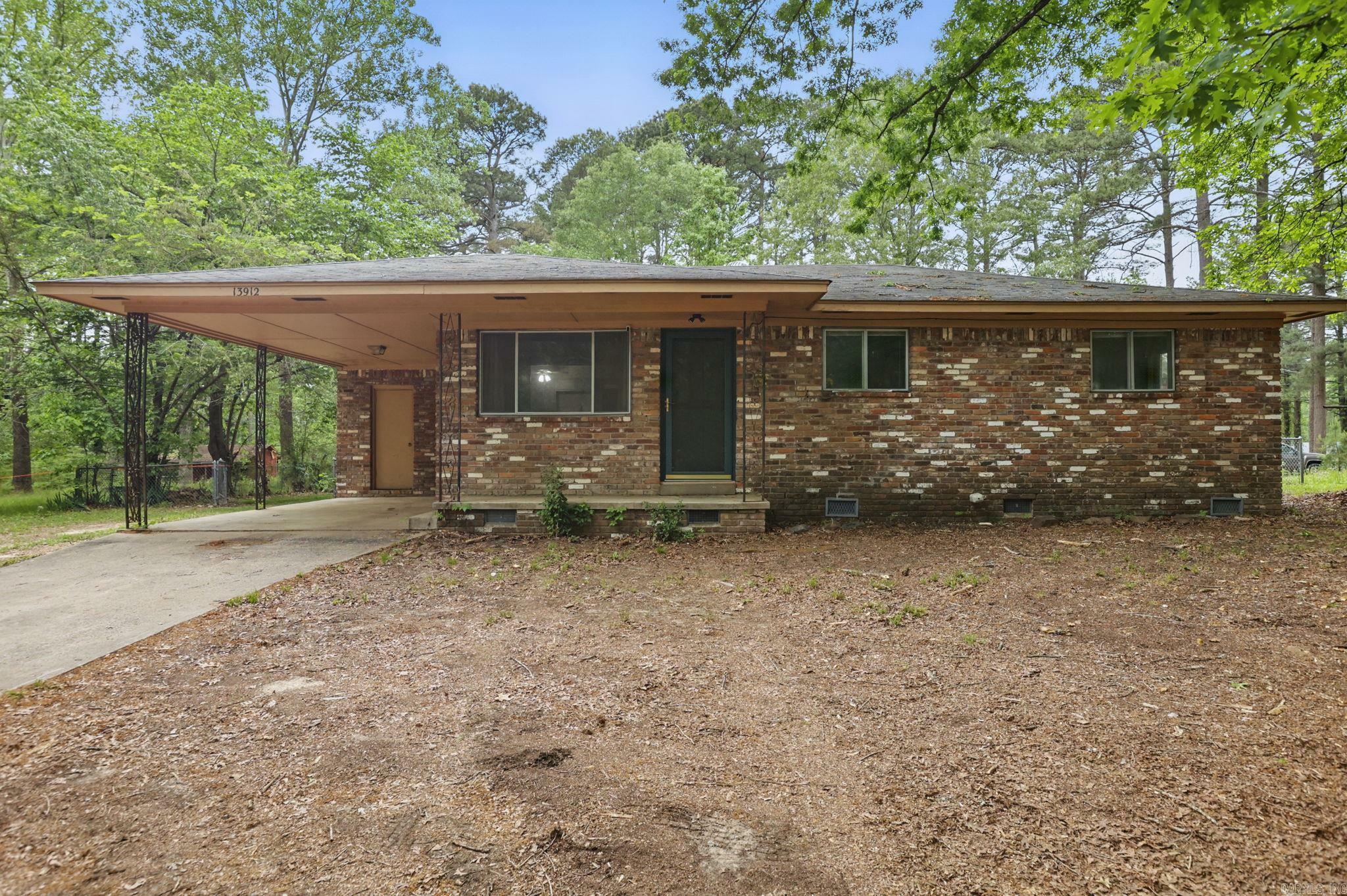 Property Photo: 13912 Sardis Road AR 72103
