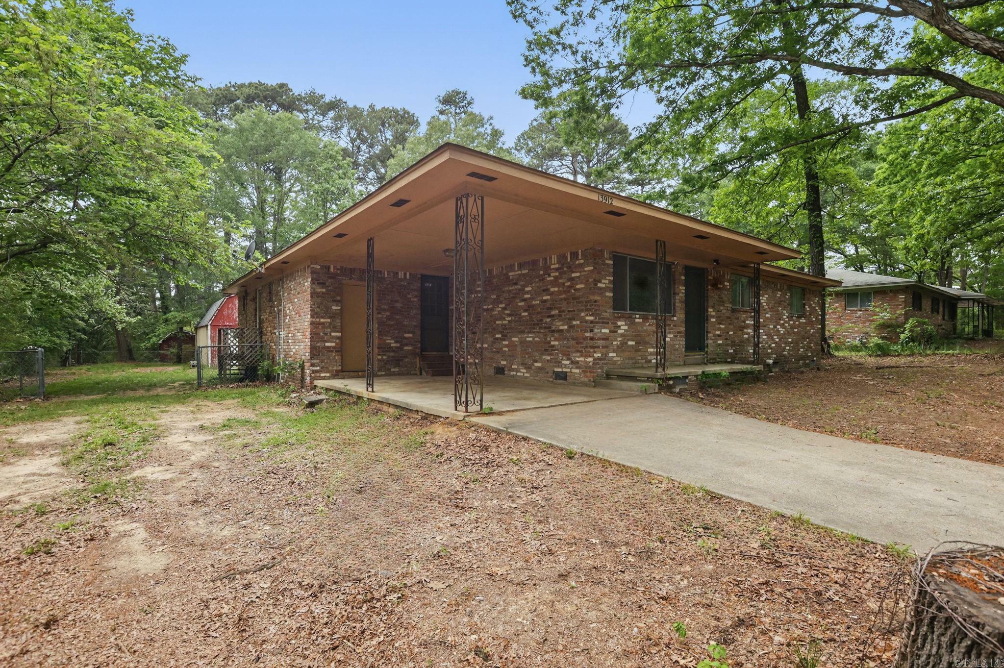 Property Photo: 13912 Sardis Road AR 72103