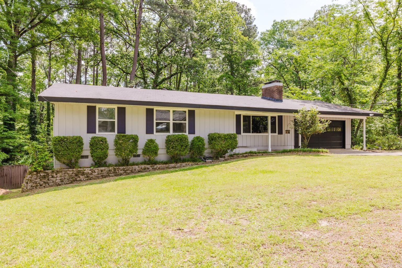 Property Photo: 1107 Griffey Drive AR 72015