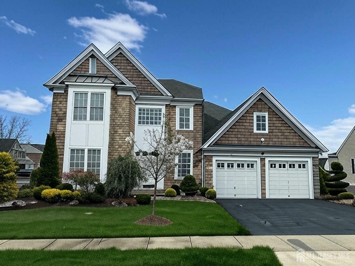 Property Photo:  1 Ballybunion Drive  NJ 08831 