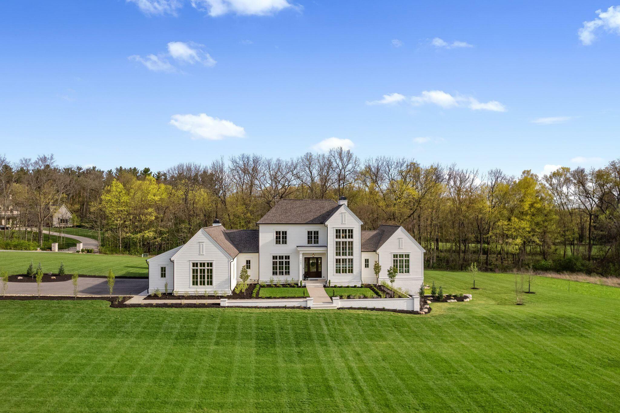 Property Photo: 7365 Perry Road OH 43015
