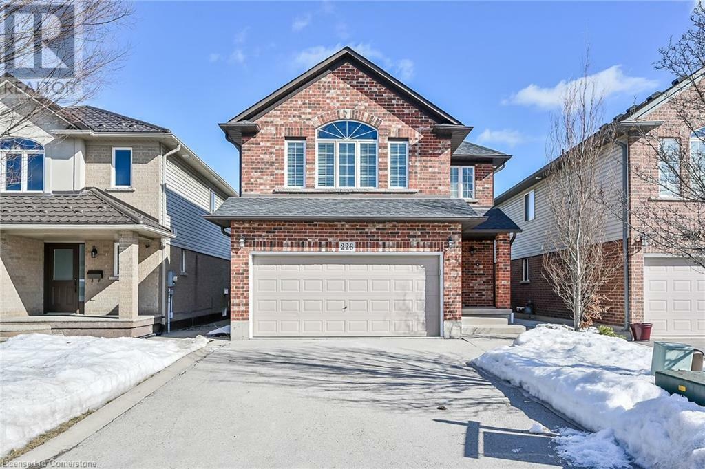 Property Photo: 226 Spring Valley Crescent ON L9C 0B4
