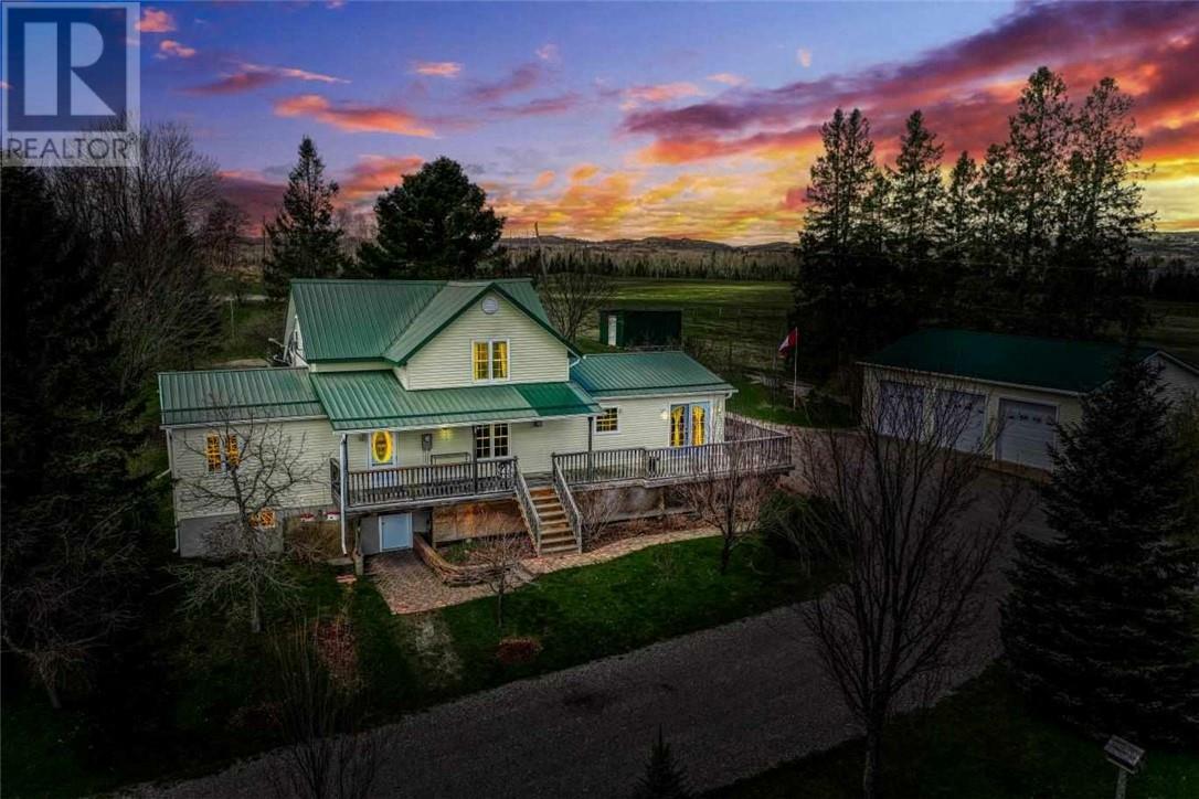 Property Photo: 63 Country Lane ON P0M 1L0