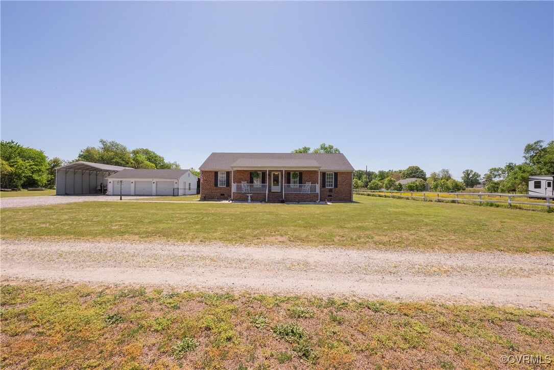 Property Photo: 7352 Creighton Parkway VA 23111