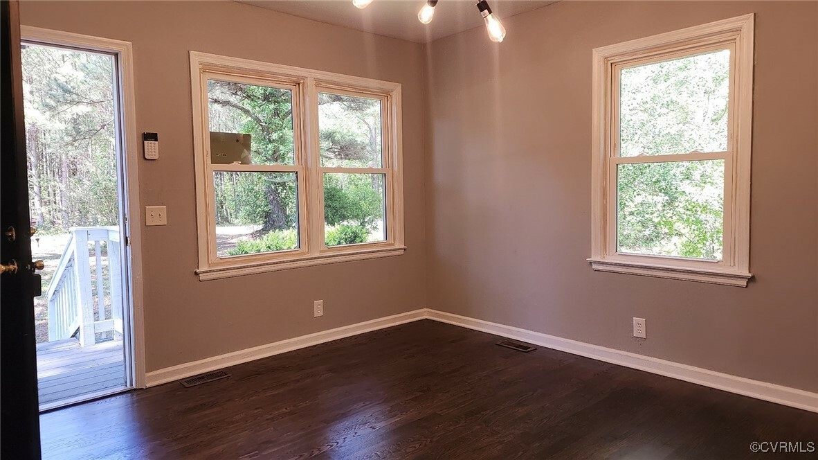 Property Photo:  19136 River Town Road  VA 23897 