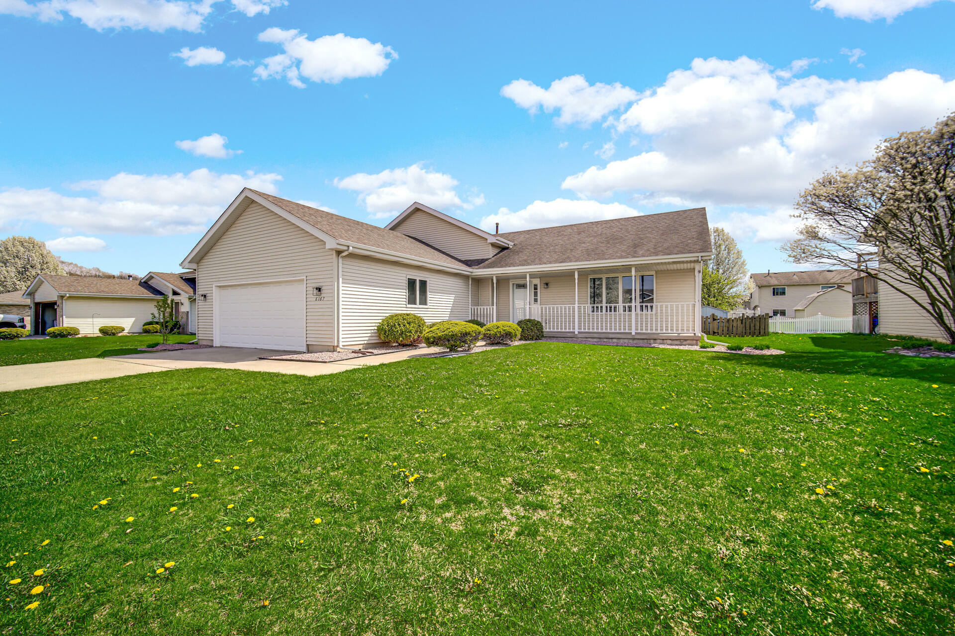 Property Photo: 6167 W 88th Place IN 46307