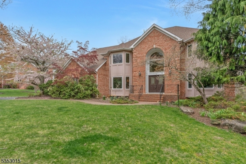 Property Photo: 26 Mc Dowell Ct NJ 08807