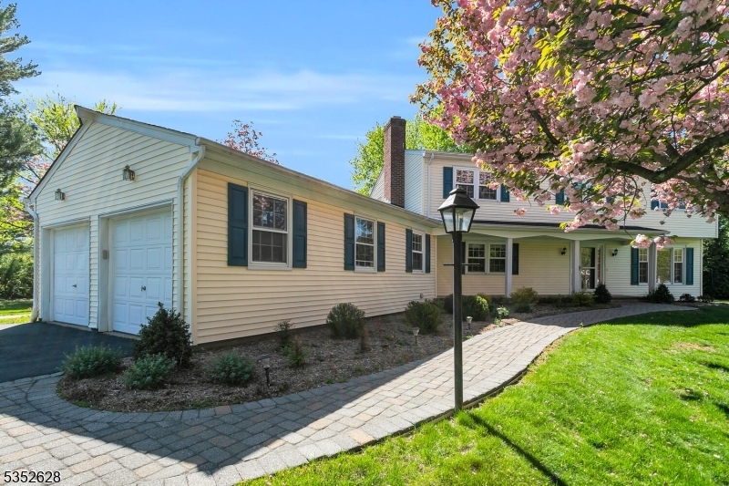 Property Photo: 107 Victoria Dr NJ 07920