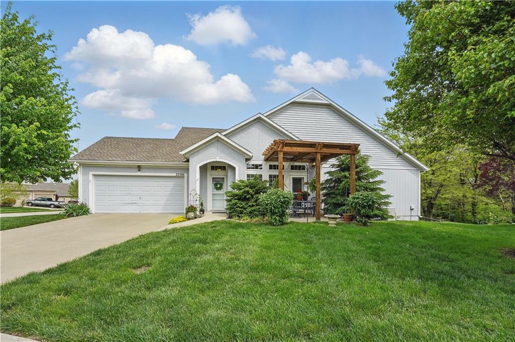 Property Photo: 22506 W 72nd Street KS 66227