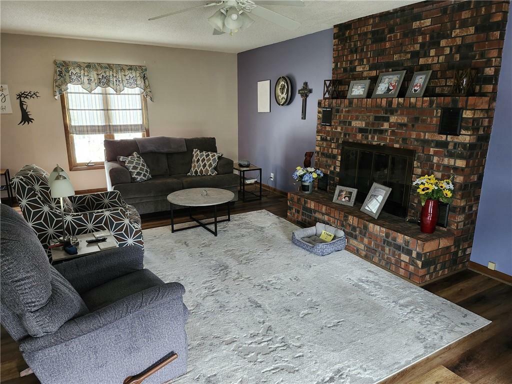Property Photo: 1005 E Park Street MO 64673