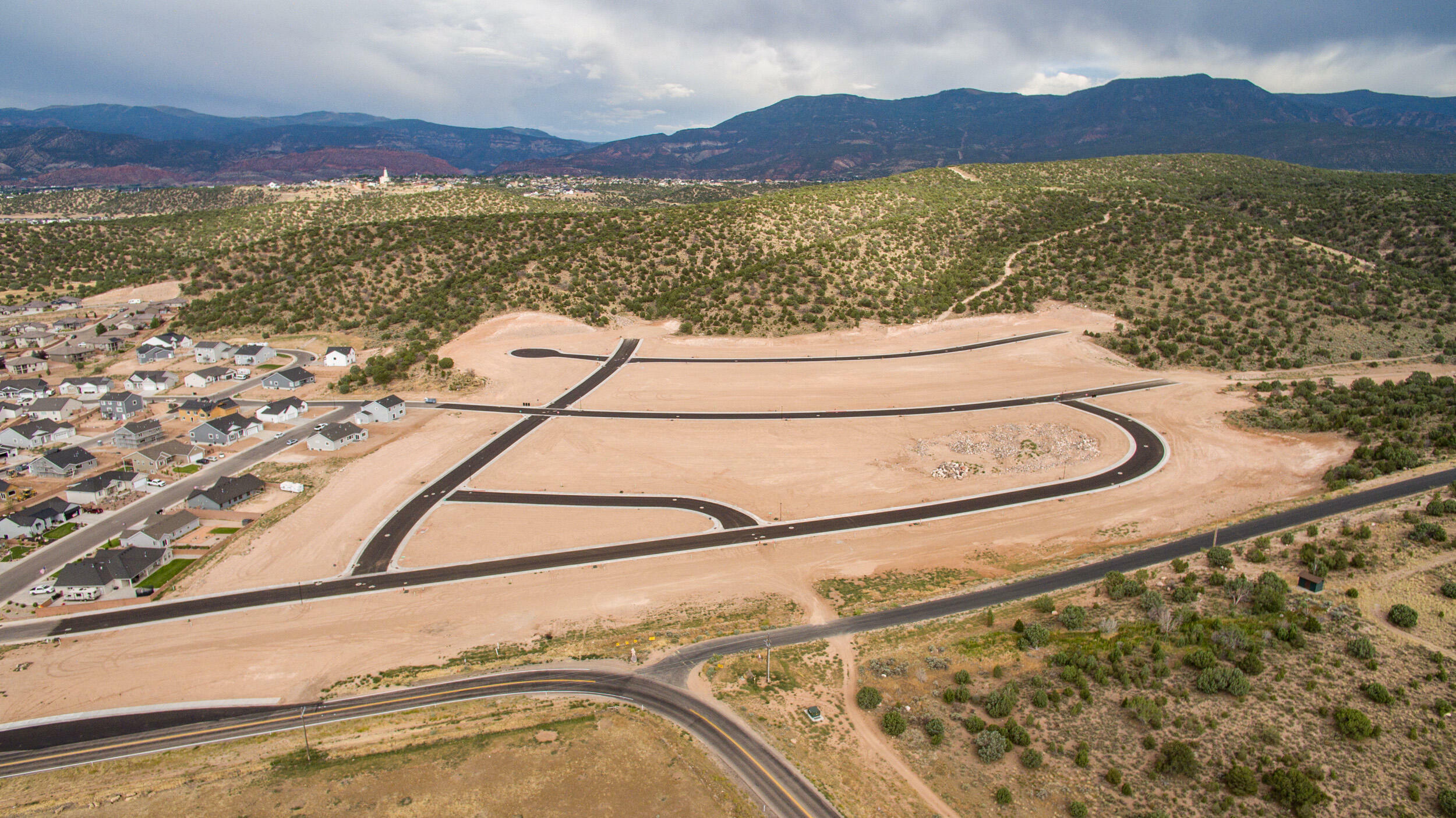 Property Photo: 527 S Bryant St Lot 131 Ph 4 UT 84720