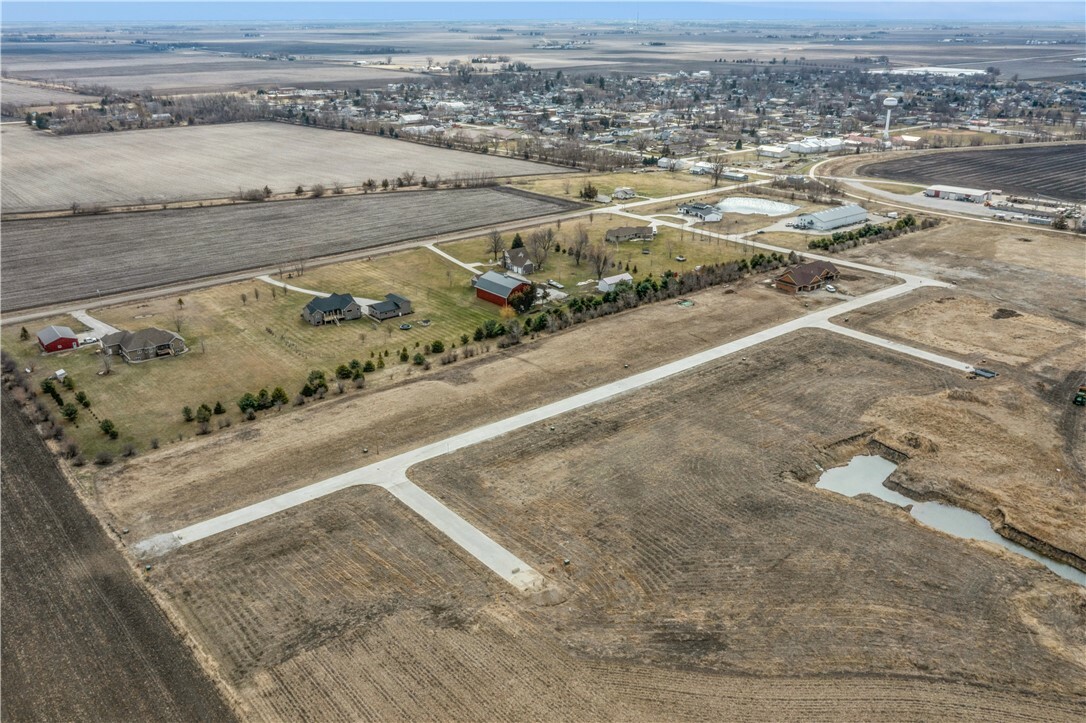 Property Photo: 505 Sheffield Avenue IA 50244
