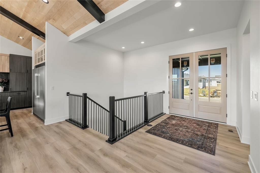 Property Photo: 17950 Tanglewood Drive IA 50325
