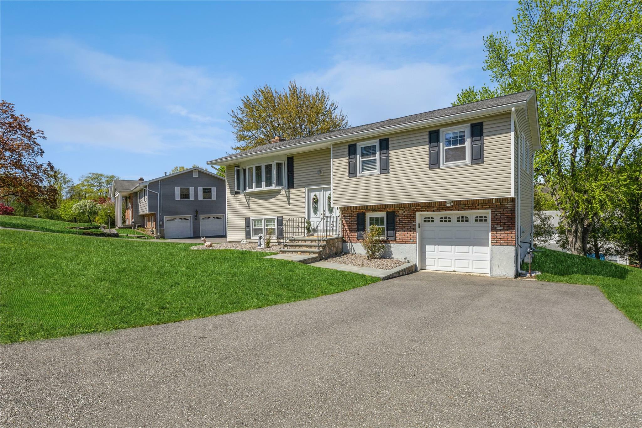 Property Photo: 26 Hillside Drive NY 10984