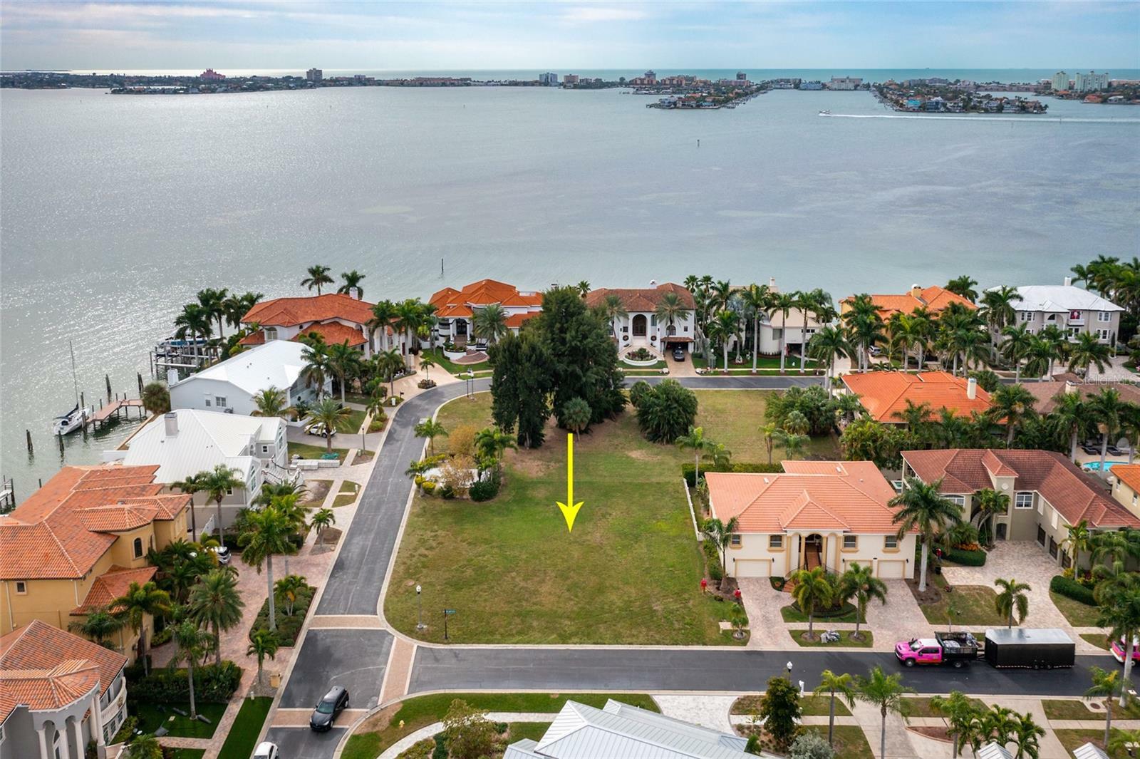 Property Photo: Kipps Colony Drive E FL 33707