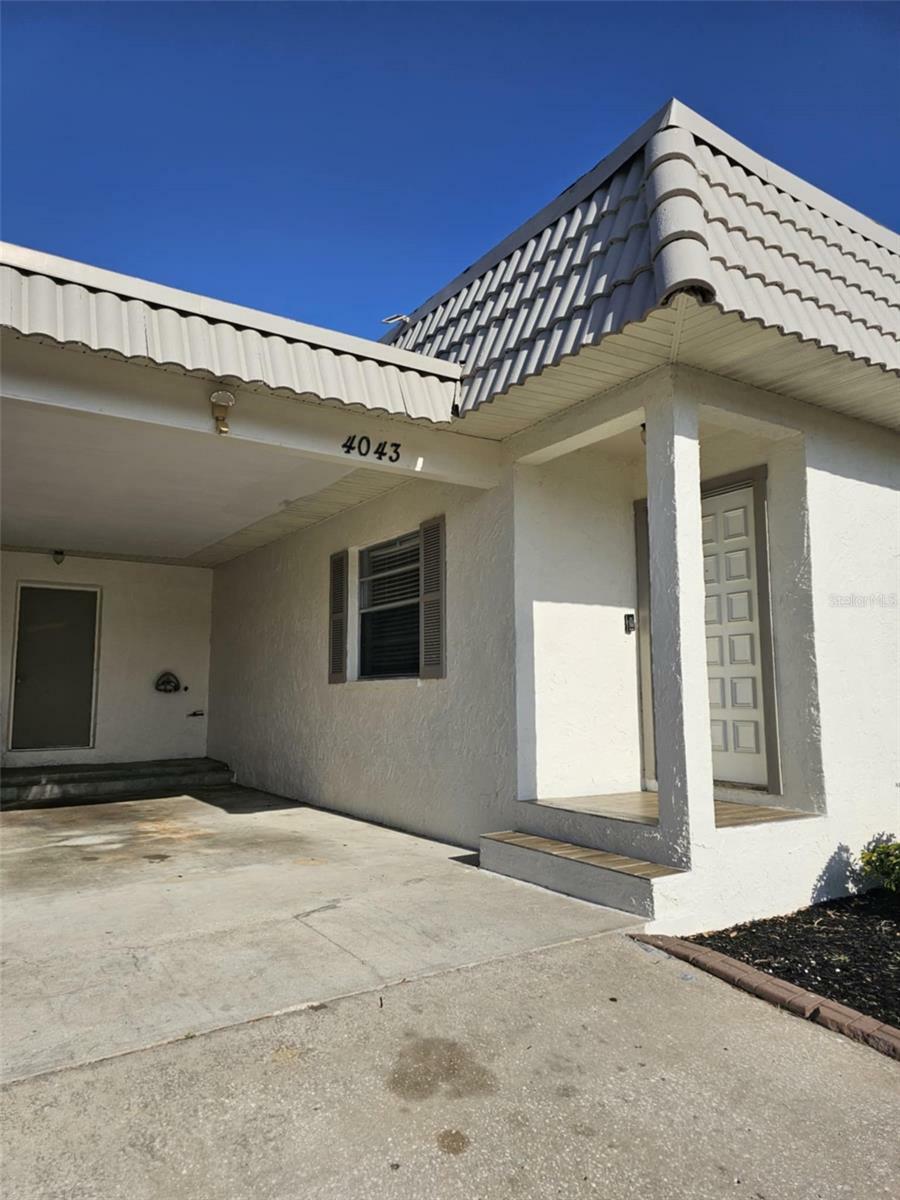 Property Photo: 4043 La Pasida Lane FL 34655