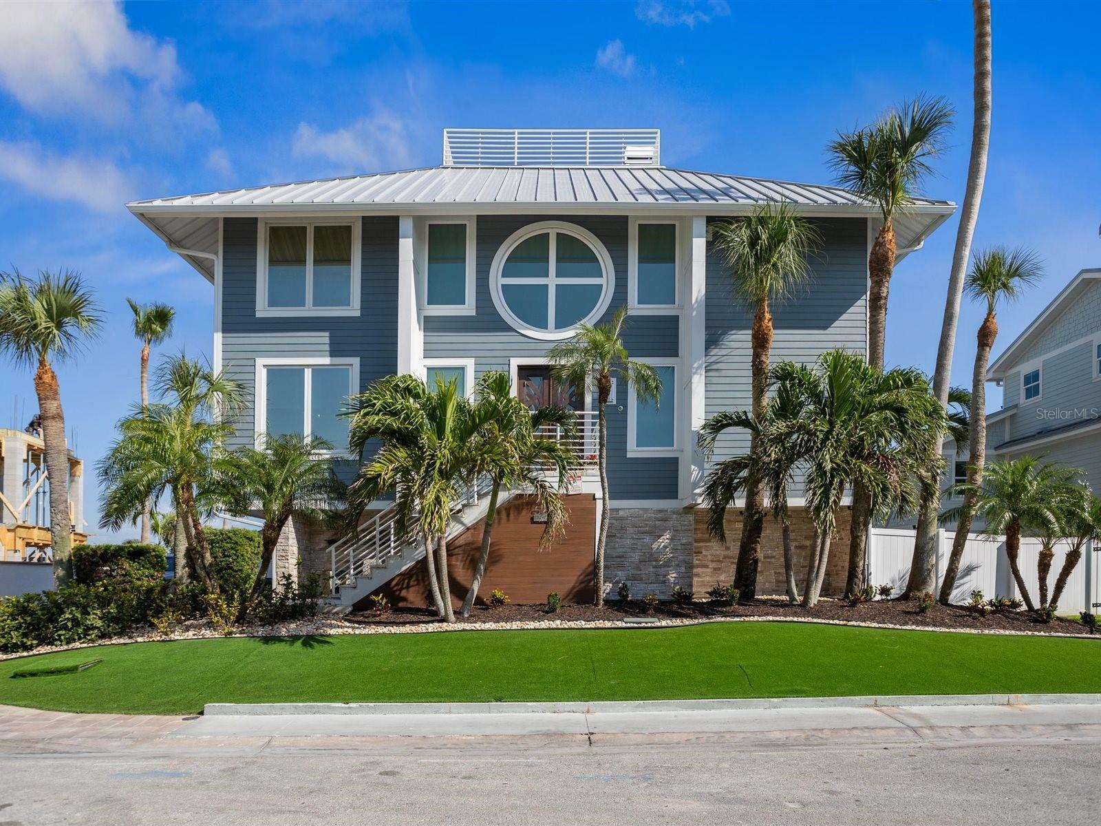 Property Photo: 5820 Balao Way S FL 33706