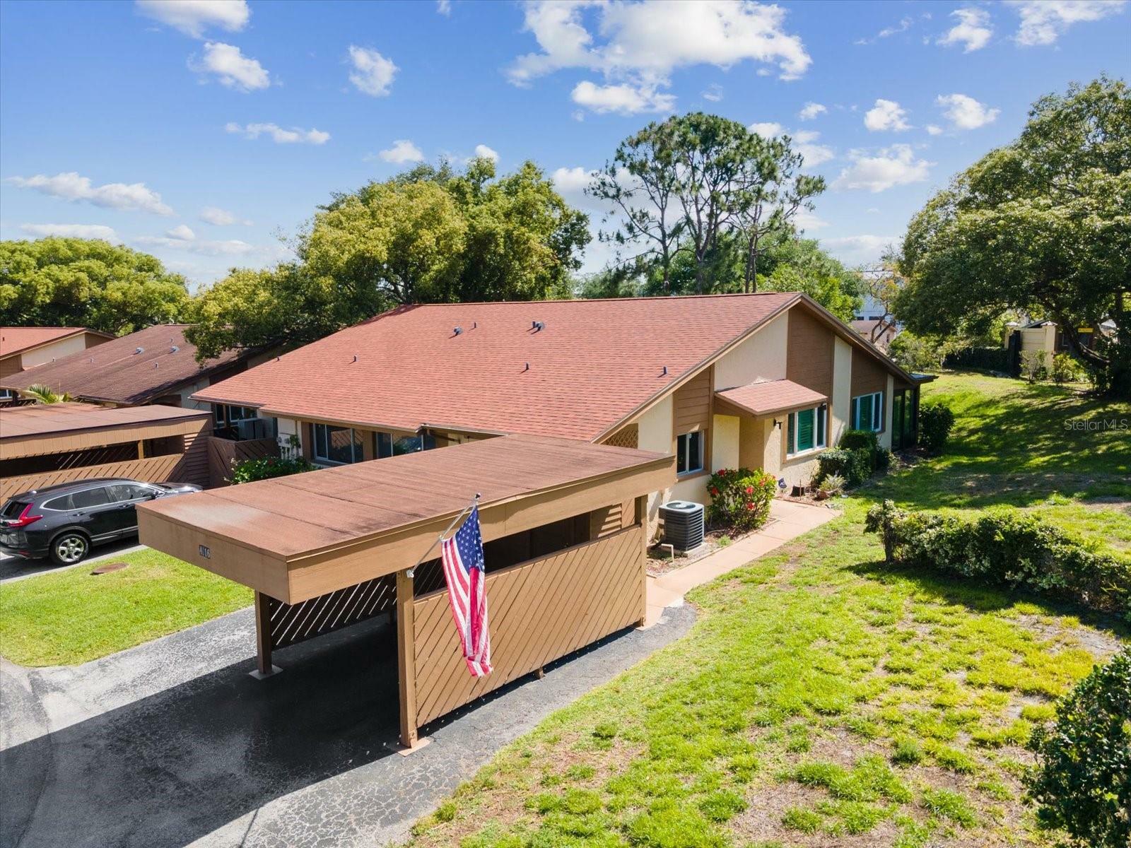 Property Photo: 4016 Lighthouse Way FL 34652