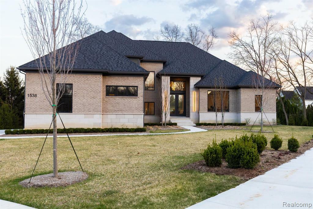 1538 Linden  Rochester MI 48306 photo
