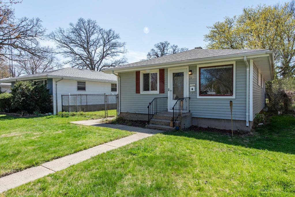 Property Photo: 2214 Gilead Avenue IL 60099