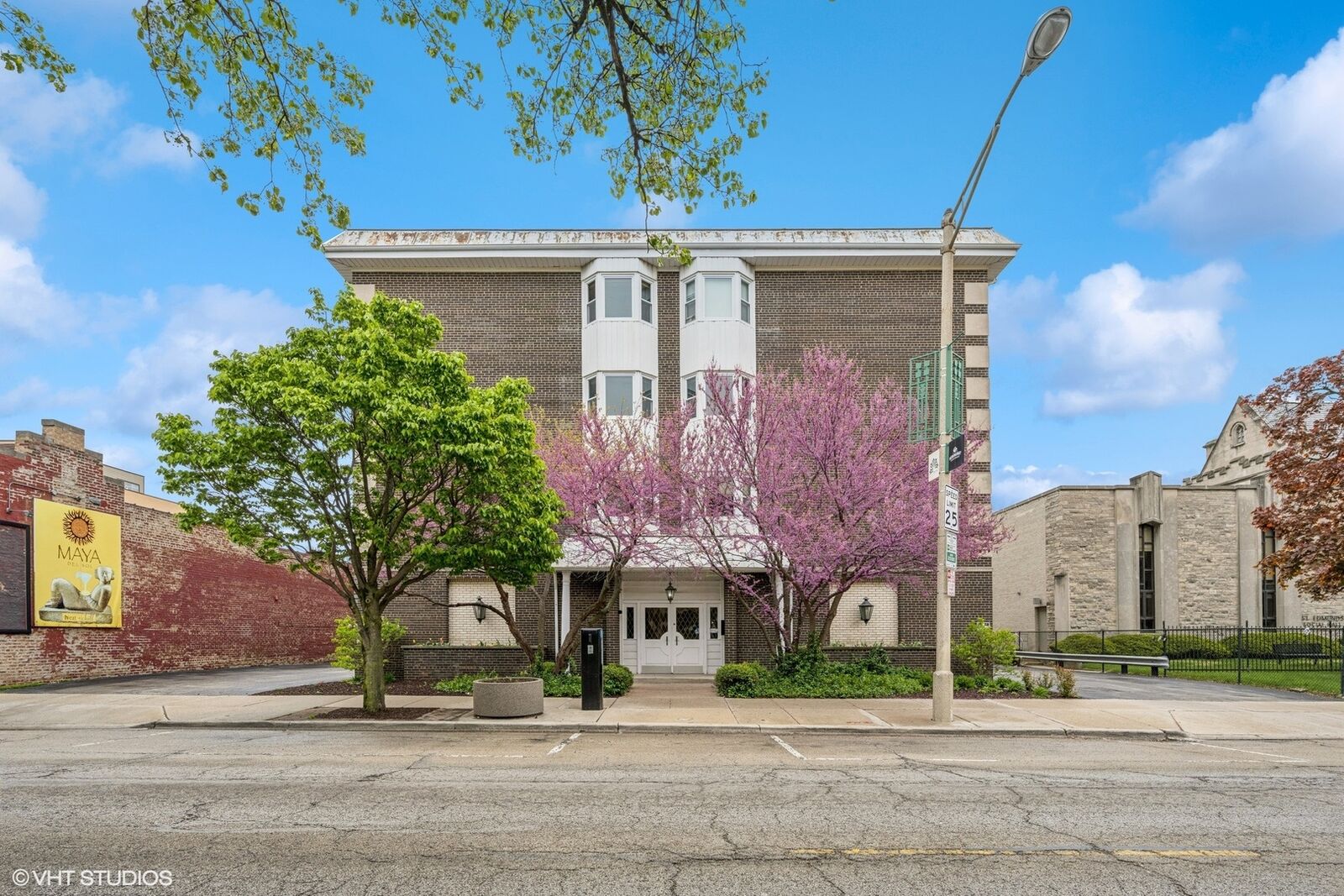 Property Photo:  150 S Oak Park Avenue 308  IL 60302 