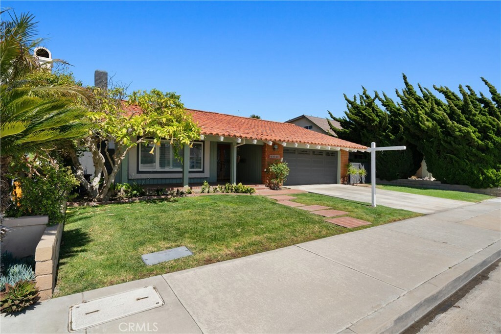 Property Photo: 22122 Cape May Lane CA 92646