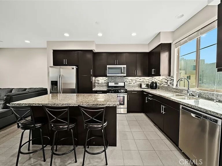Property Photo: 132 Cadence CA 92618