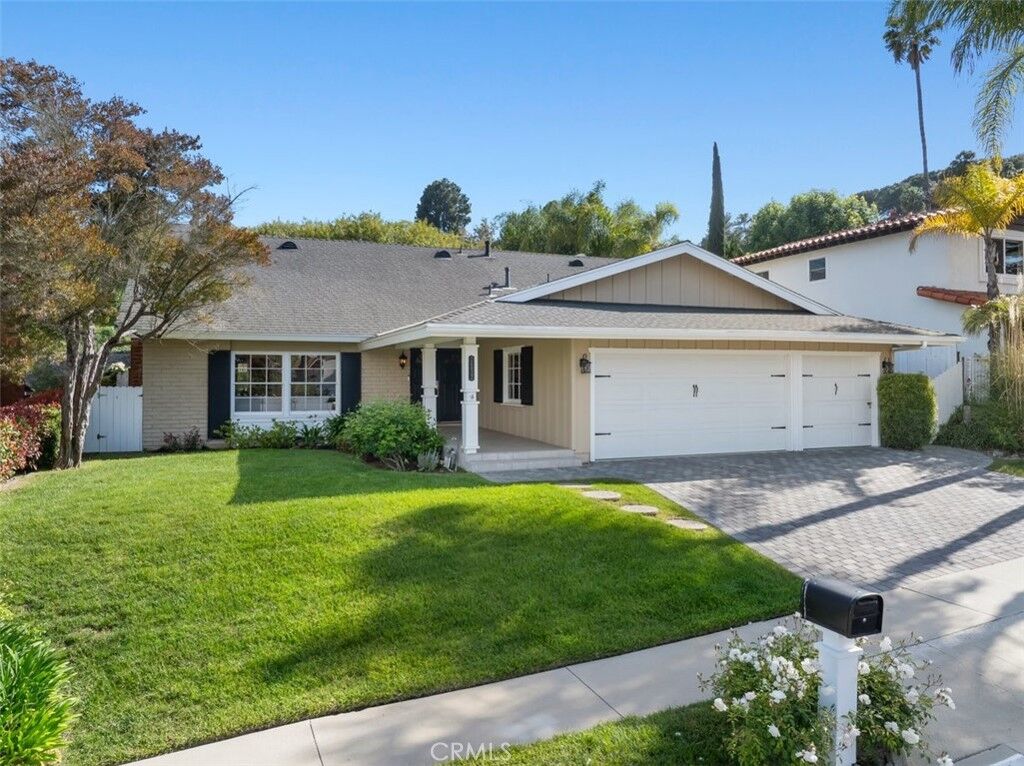 Property Photo: 26822 Hawkhurst Drive CA 90275