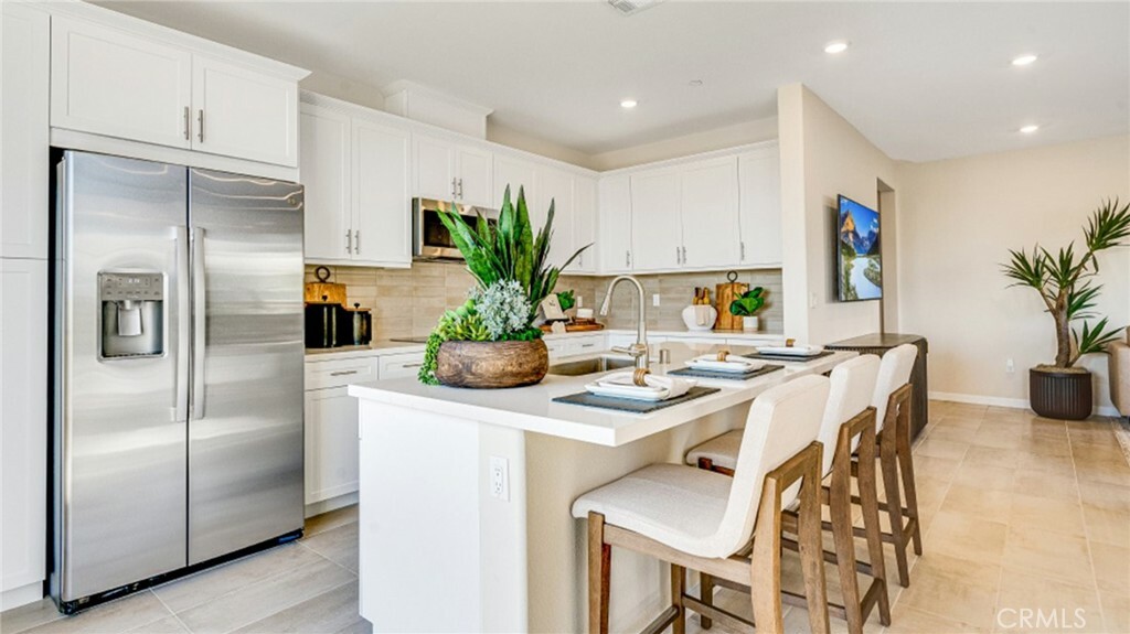 Property Photo:  2717 E Amberley Privado  CA 91762 