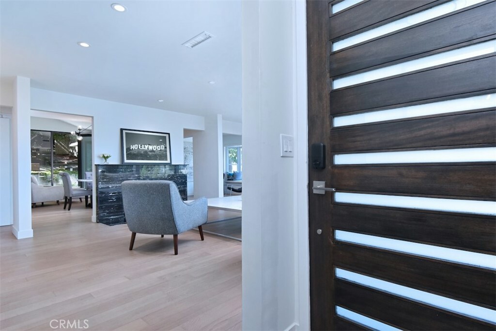 Property Photo: 3935 Kentucky Drive CA 90068