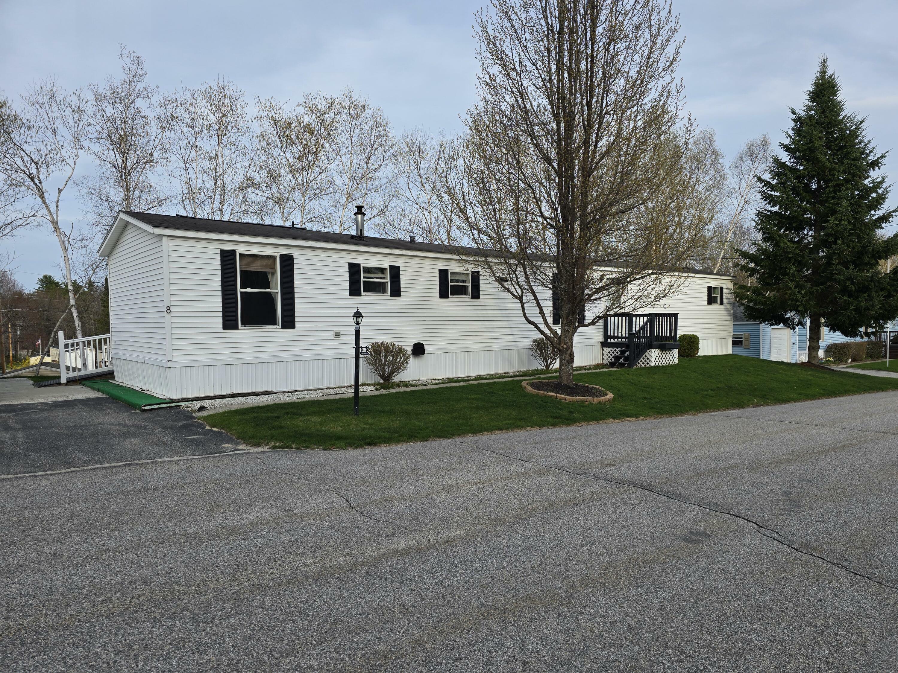 Property Photo: 8 Sycamore Drive ME 04268