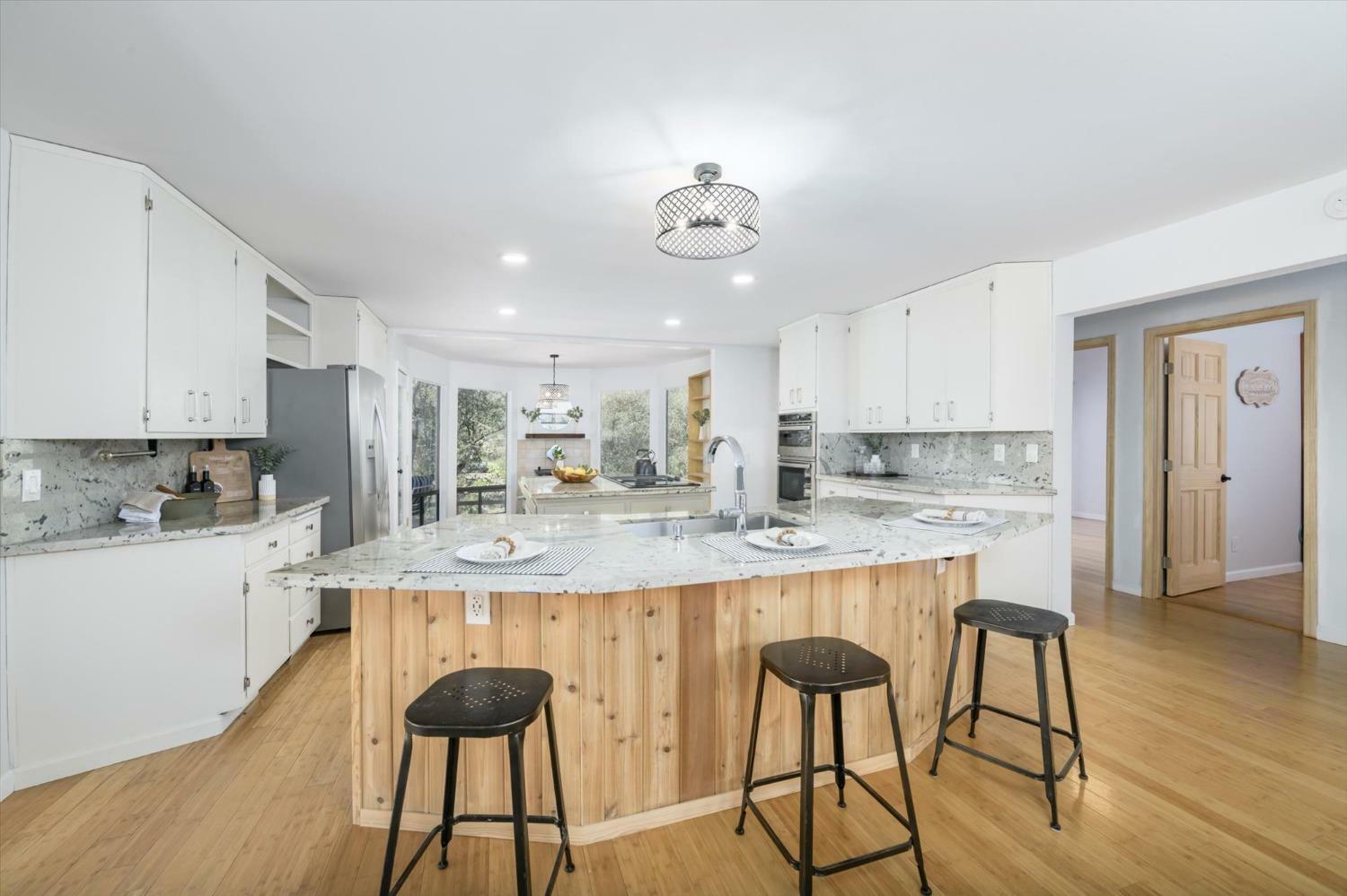Property Photo: 188 Lindsey Lane CA 95667
