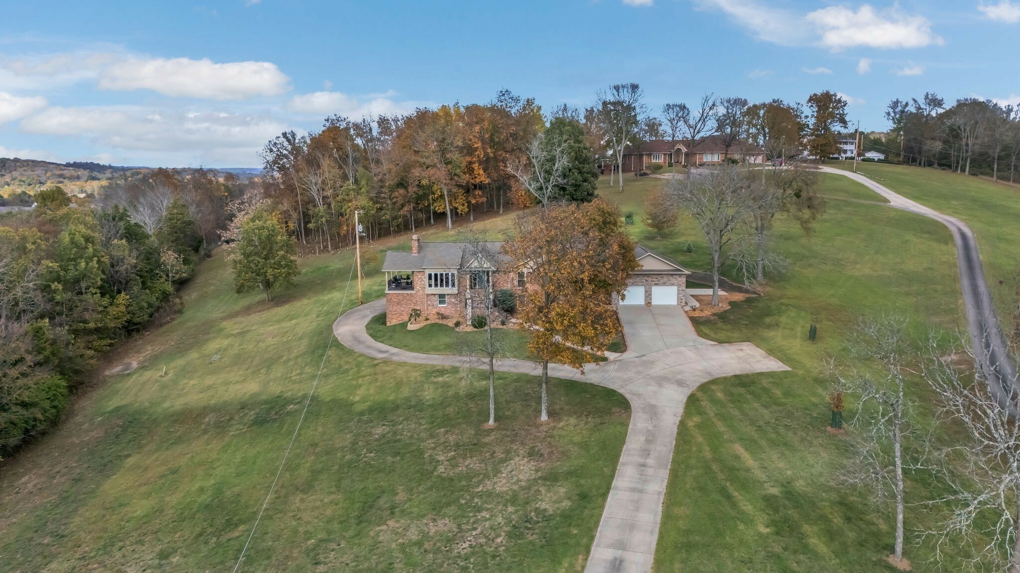 Property Photo: 1035 Hillview Dr TN 37075
