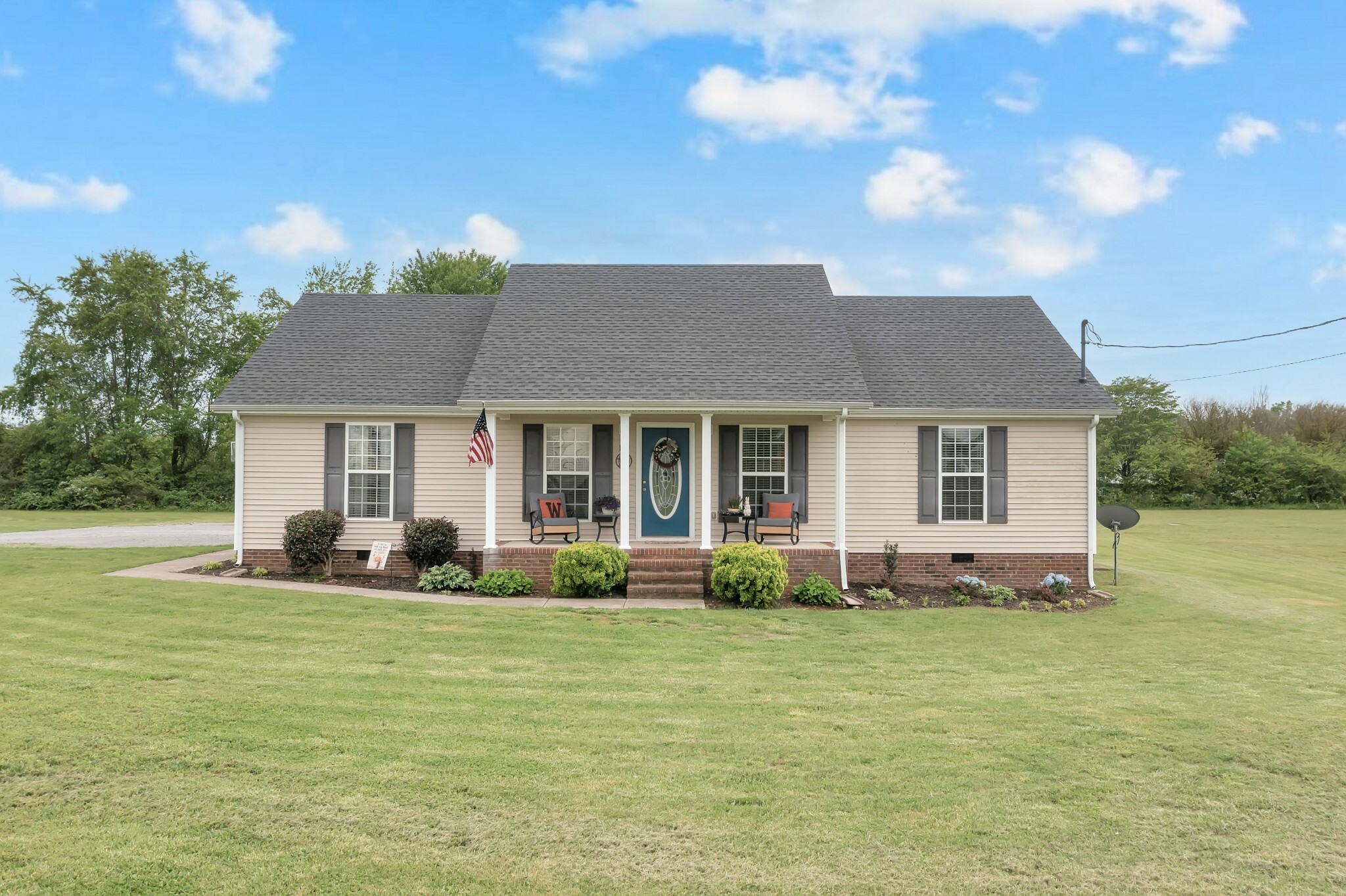 110 Broomsage Cir  Unionville TN 37180 photo