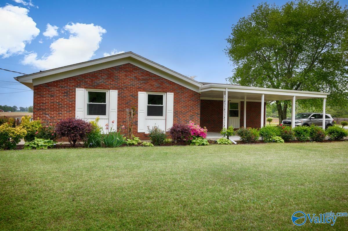 Property Photo: 401 Longview Street AL 35611