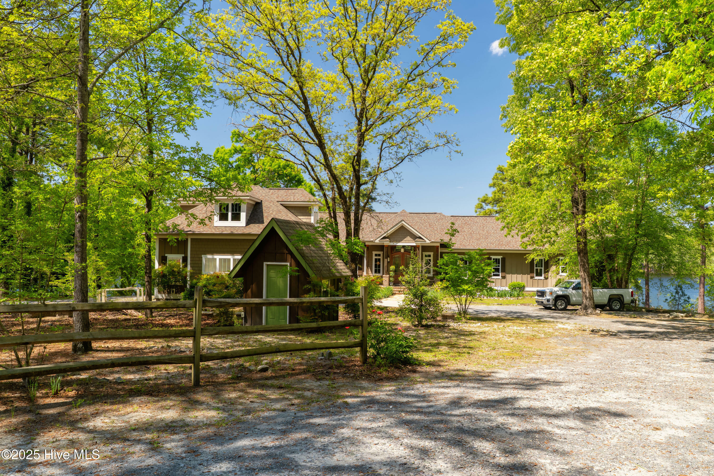 Property Photo: 215 Tuscarora Road NC 28327