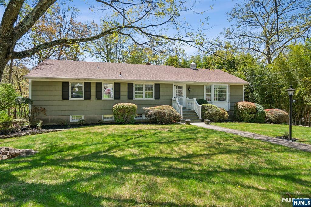 Property Photo: 9 Dalewood NJ 07009
