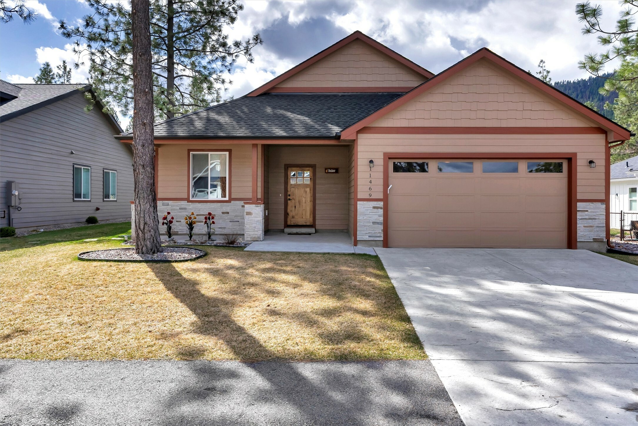 Property Photo: 11469 Ninebark Way MT 59802