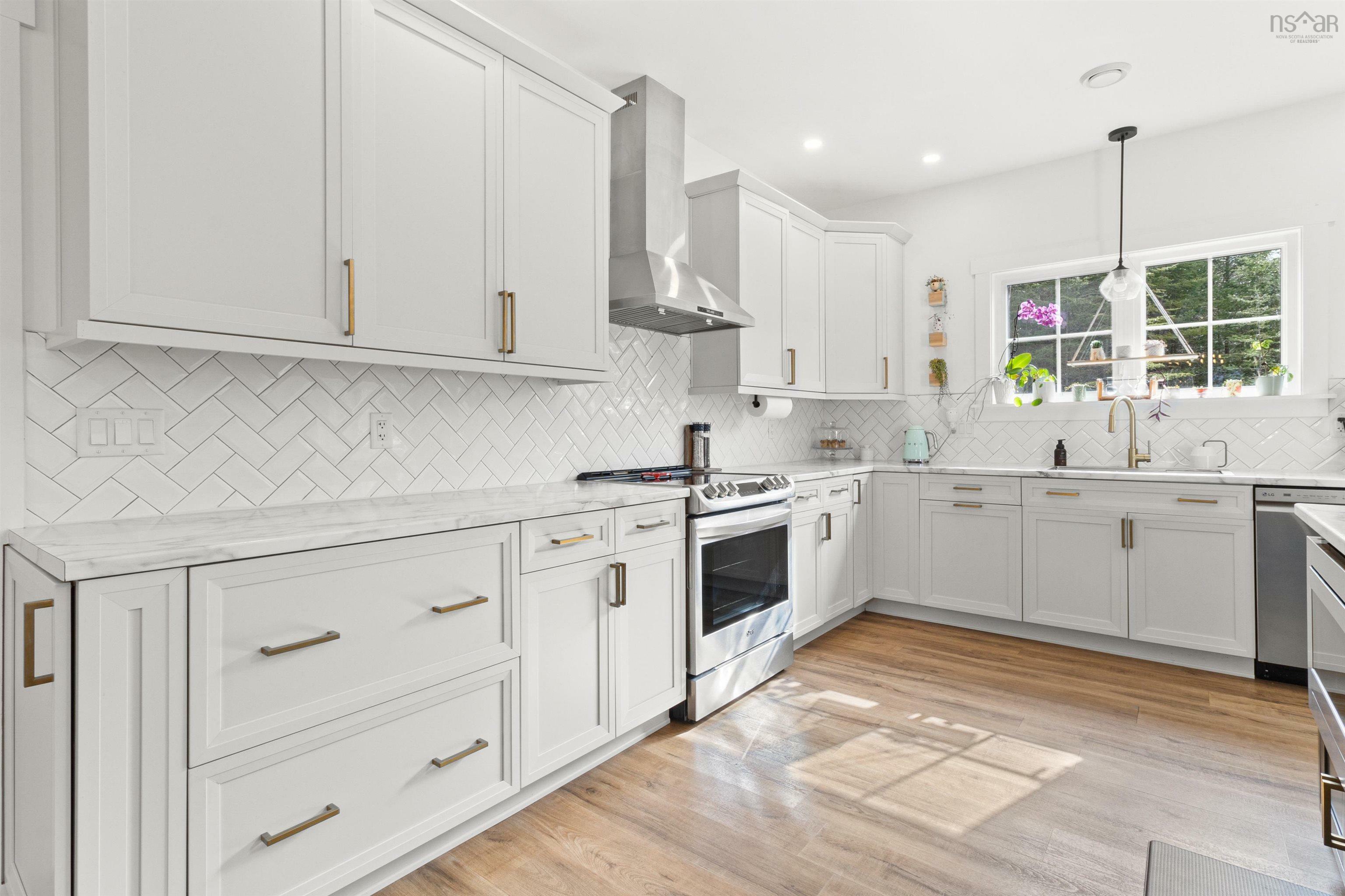 Property Photo: 9279 Peggys Cove Road NS B3Z 3M9