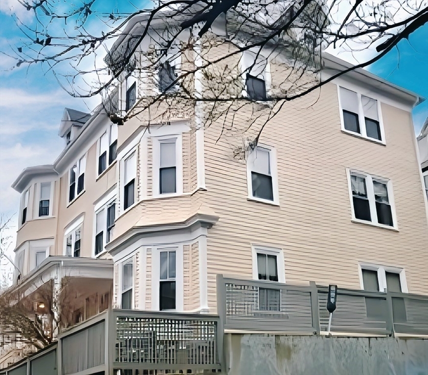 Property Photo: 68 Boylston Street 3 MA 02445
