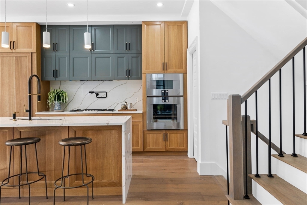 Property Photo:  43 Wendell Street  MA 02138 