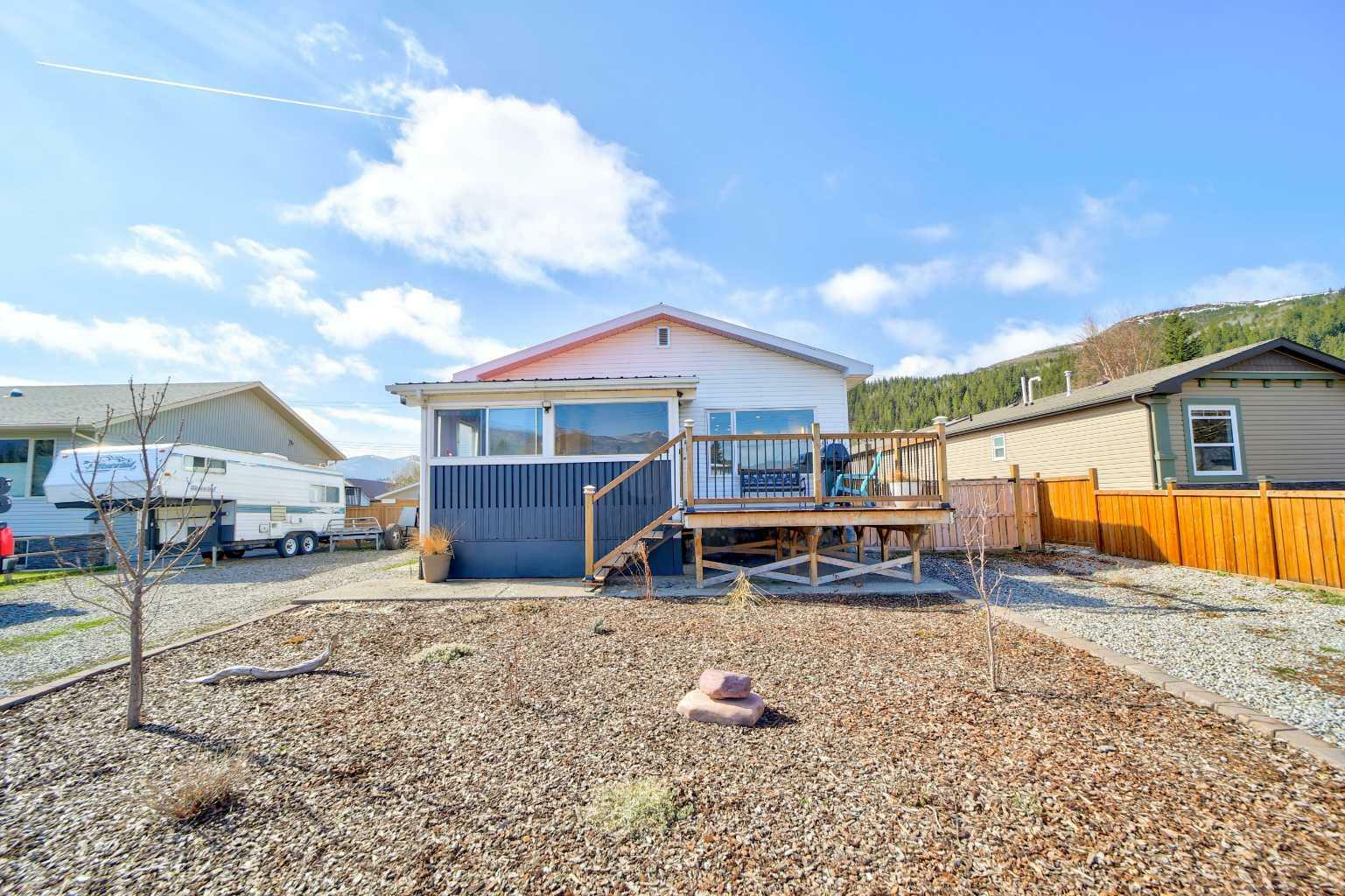 1129 232 Street  Hillcrest AB T0K 1C0 photo