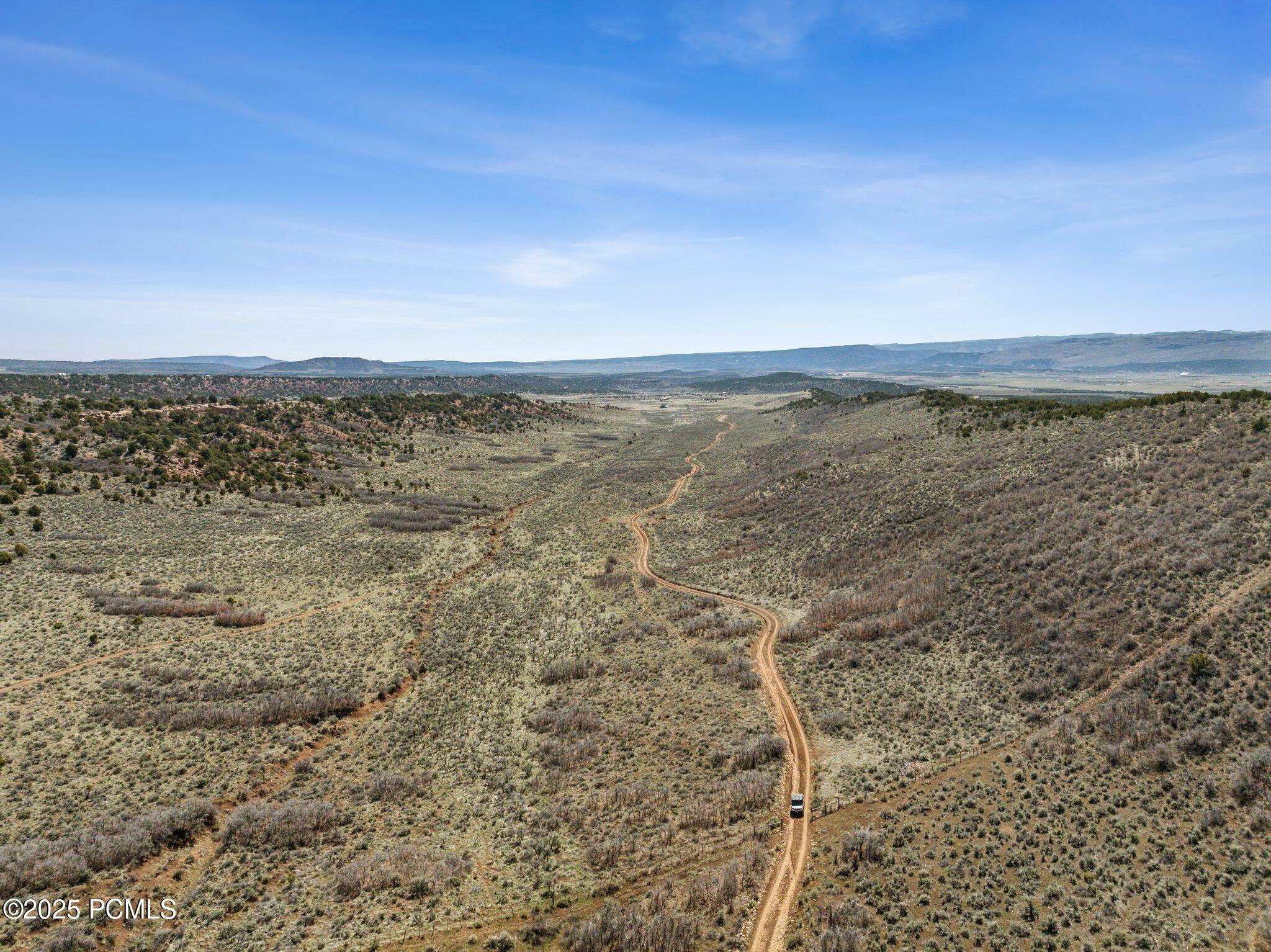 Property Photo: 46997 W Thunder Ridge Road UT 84027