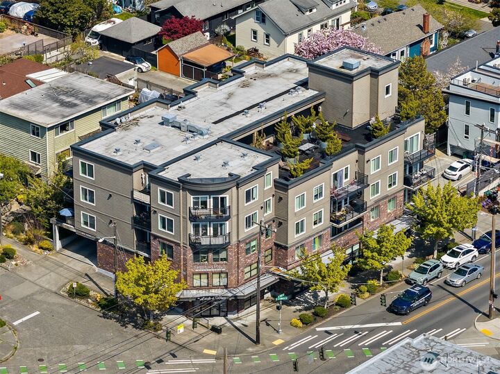 Property Photo:  1400 N 80th Street  WA 98103 