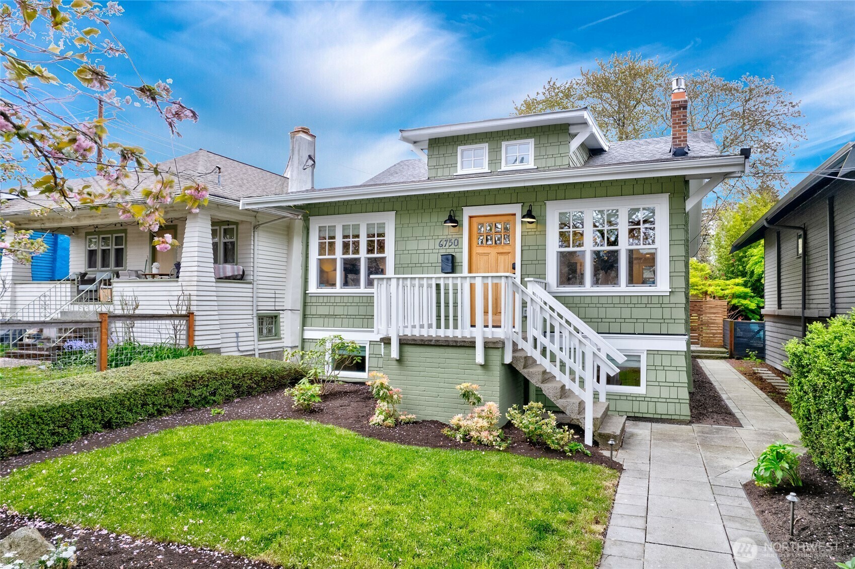 Property Photo: 6750 11th Avenue NW WA 98117