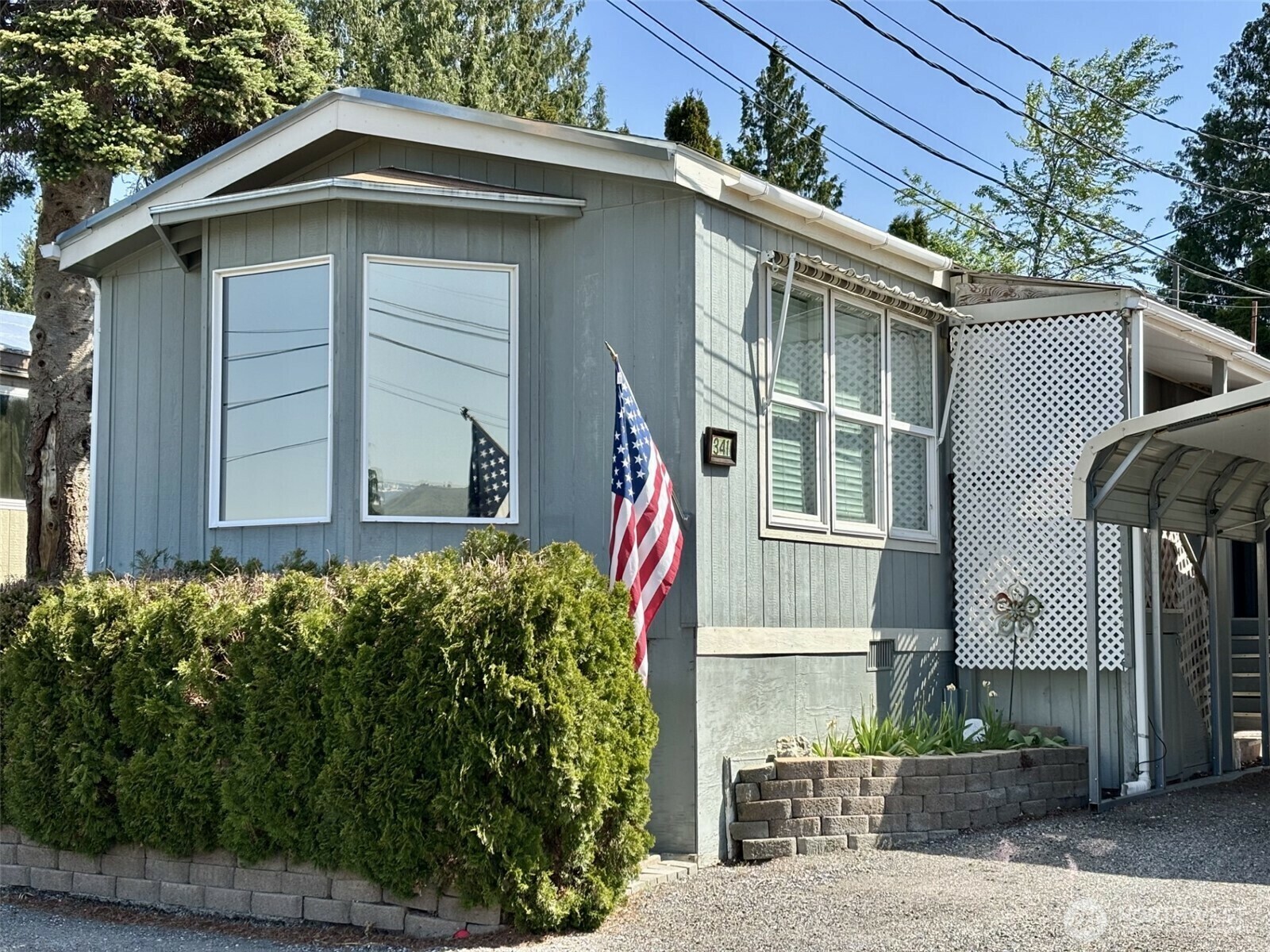 Property Photo: 341 N Georgia Avenue WA 98802