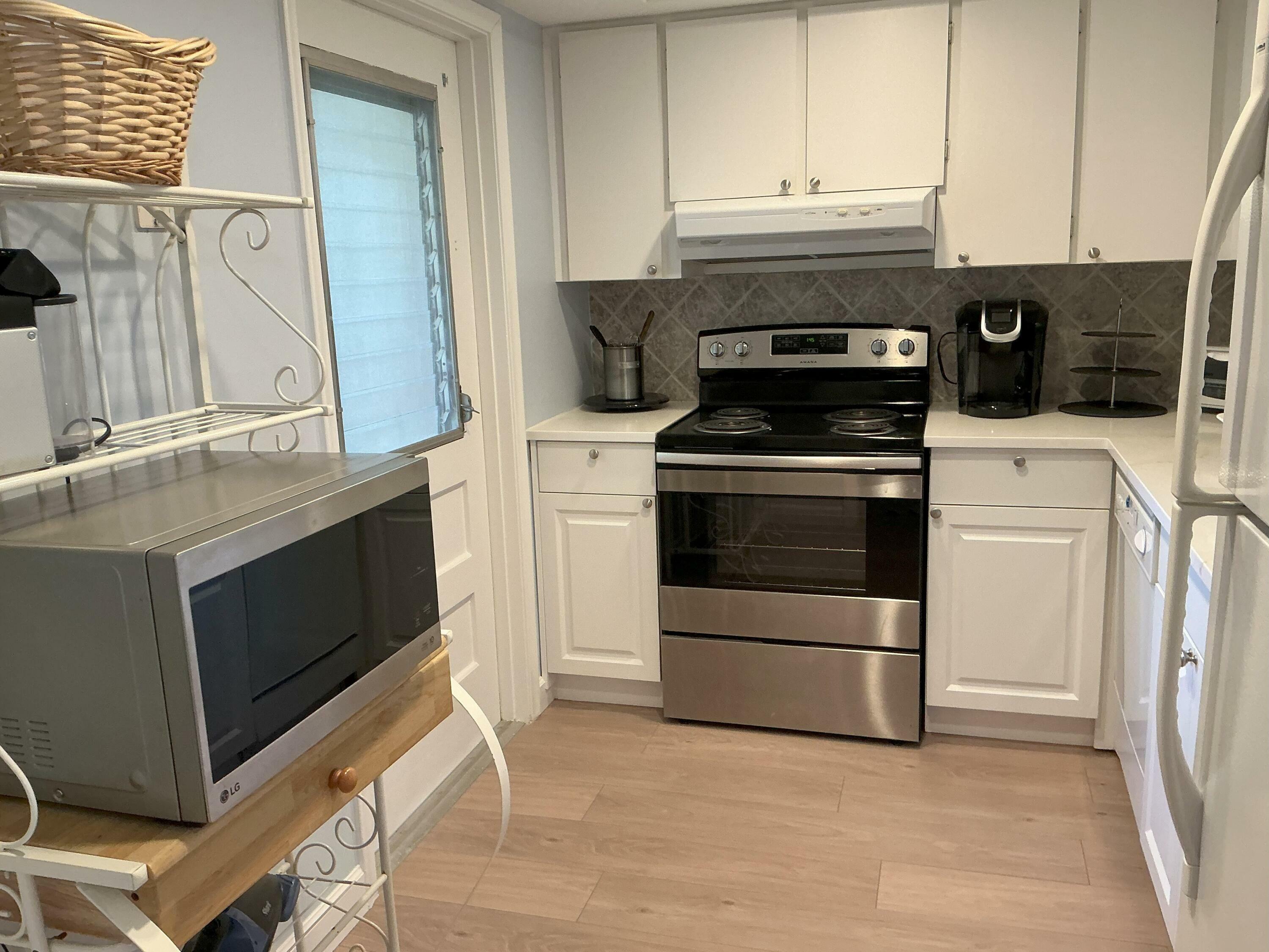 Property Photo: 5520 Tamberlane 208 Circle 208 FL 33418