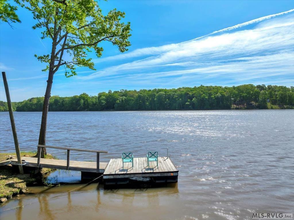 Property Photo: 4 Ivy Hill Road VA 23927