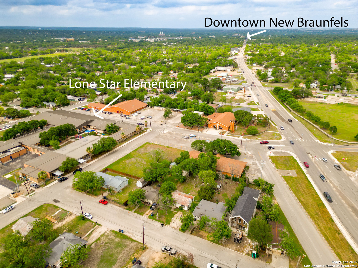 Property Photo: 239 School Avenue TX 78130