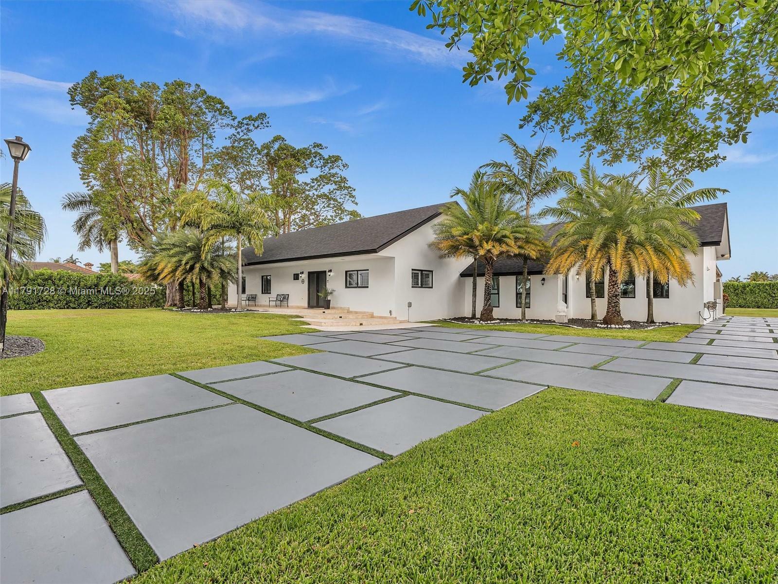 Property Photo: 21411 SW 248th St FL 33031